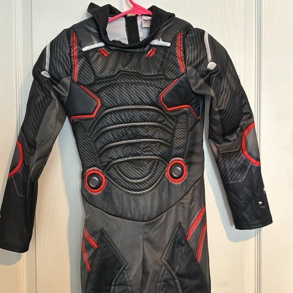 Fortnite omega costume kids size medium - Picture 5 of 8